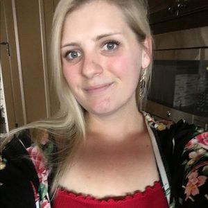 Meet your Posher, Violet